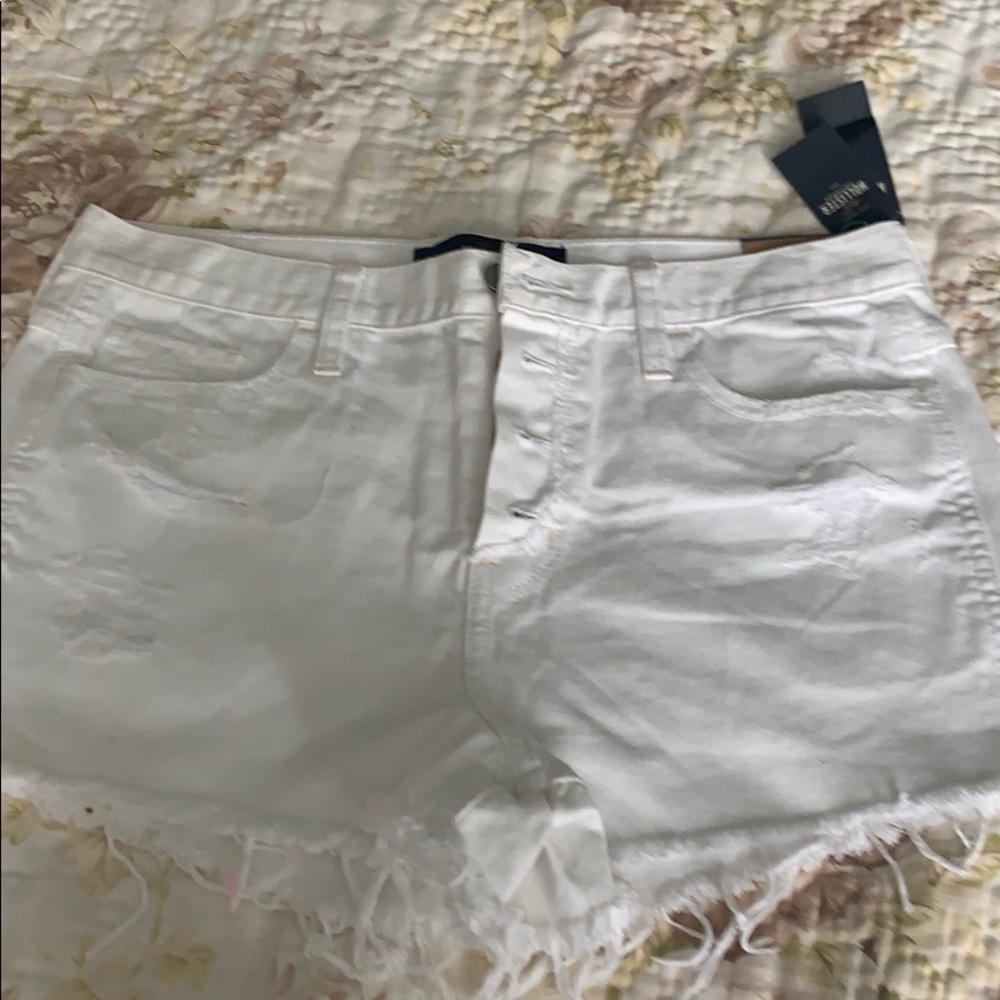 Hollister High Rise short short White 9 NWT